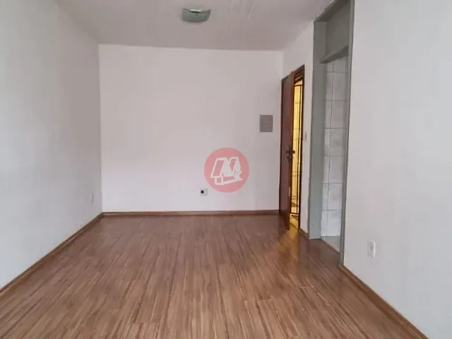 Apartamento 2 quartos e 1 banheiro, à venda, no bairro Teresópolis em Porto Alegre