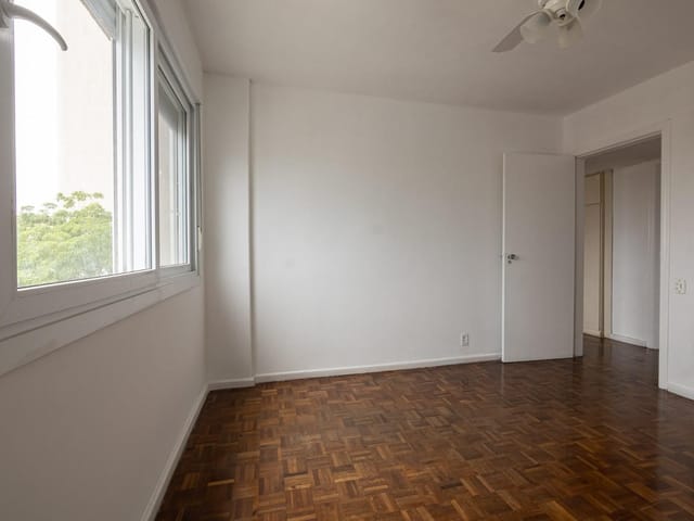 Apartamento 3 quartos e 3 banheiros, à venda, no bairro Centro em Pelotas