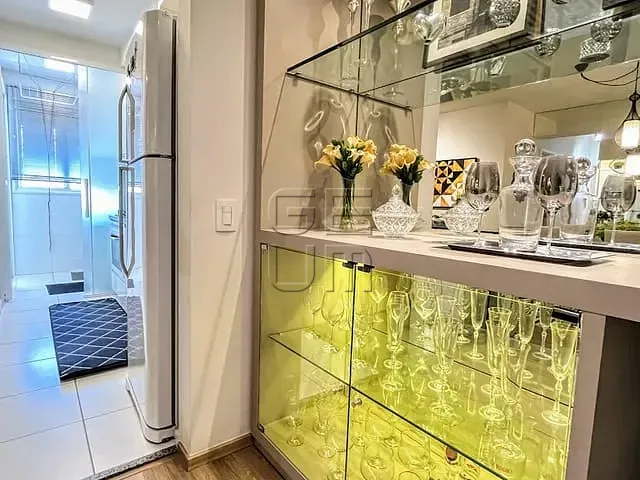 Apartamento com 110m² 3 quartos e 2 banheiros, à venda, no bairro Aurora em Londrina