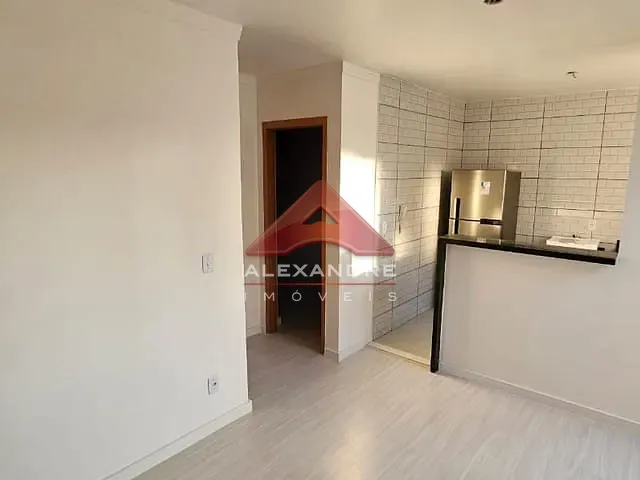 Apartamento 2 quartos e 1 banheiro, à venda, no bairro Jardim Santa Inês III em São José dos Campos