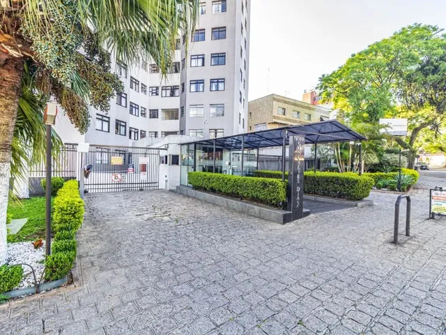 Apartamento 3 quartos e 1 banheiro, para alugar, no bairro Novo Mundo em Curitiba