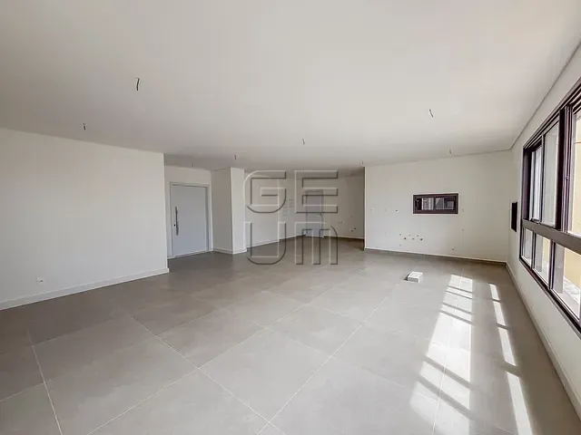 Apartamento com 268m² 3 quartos e 4 banheiros, à venda, no bairro Gleba Fazenda Palhano em Londrina