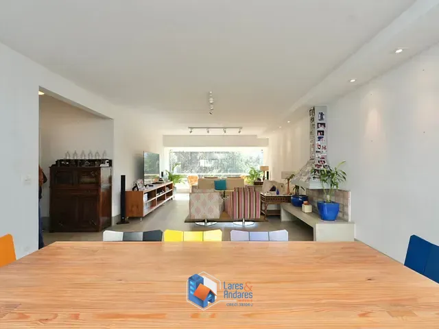 Apartamento com 226m² 4 quartos e 4 banheiros, à venda, no bairro Higienópolis em São Paulo