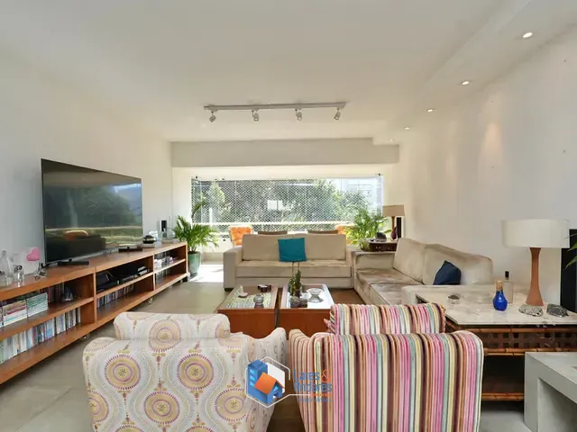 Apartamento com 226m² 4 quartos e 4 banheiros, à venda, no bairro Higienópolis em São Paulo