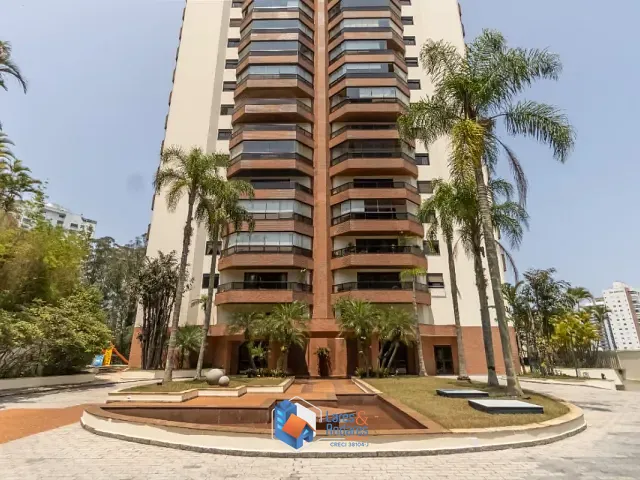 Apartamento com 213m² 3 quartos e 5 banheiros, à venda, no bairro Vila Suzana em São Paulo