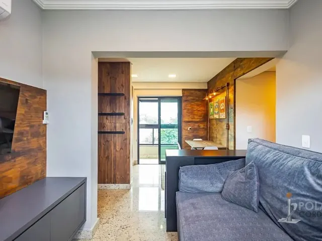 Apartamento 2 quartos e 1 banheiro, à venda, no bairro Orleans em Curitiba