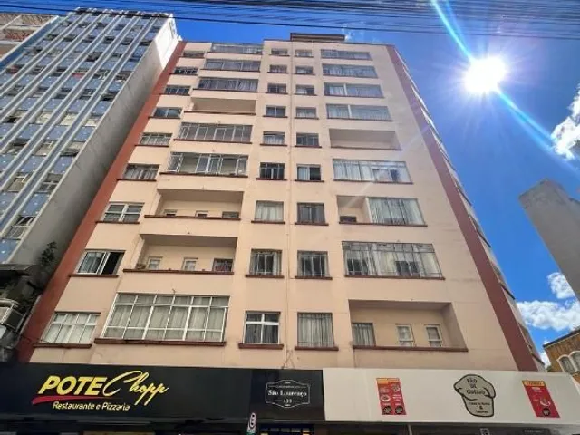 Apartamento 3 quartos e 1 banheiro, à venda, no bairro Centro em Curitiba
