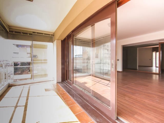 Apartamento com 220m² 3 quartos e 3 banheiros, à venda, no bairro Centro em Pelotas