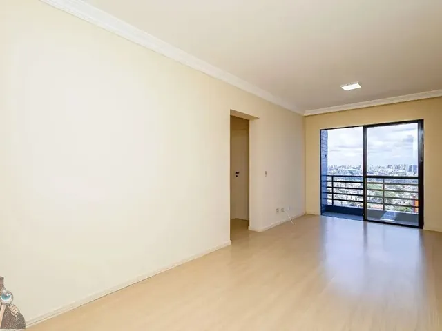 Apartamento 2 quartos e 1 banheiro, à venda, no bairro Cristo Rei em Curitiba