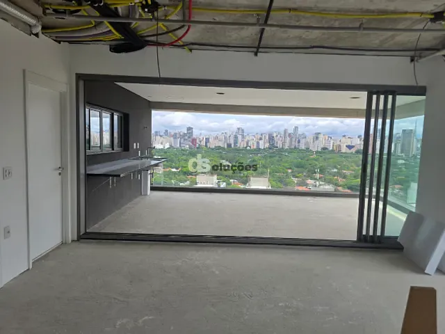 Apartamento 4 quartos e 5 banheiros, à venda, no bairro Itaim Bibi em São Paulo