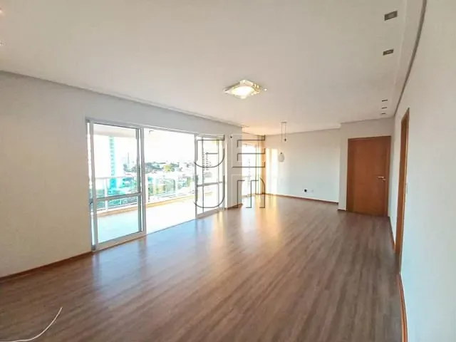 Apartamento 3 quartos e 4 banheiros, à venda, no bairro Caiçaras em Londrina