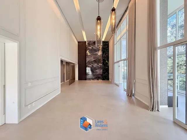 Apartamento com 301m² 4 quartos e 5 banheiros, à venda, no bairro Jardim Fonte do Morumbi em São Paulo