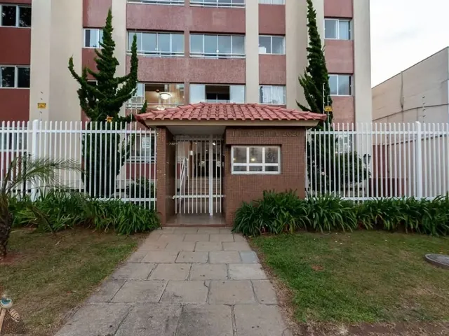 Apartamento 3 quartos e 4 banheiros, para alugar, no bairro Portão em Curitiba