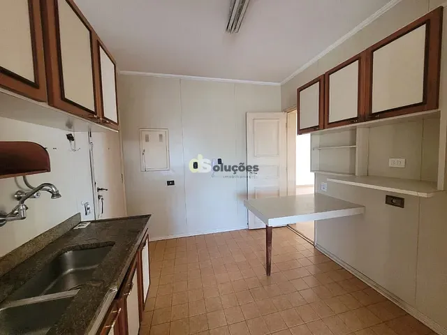 Apartamento 3 quartos e 2 banheiros, à venda, no bairro Moema em São Paulo