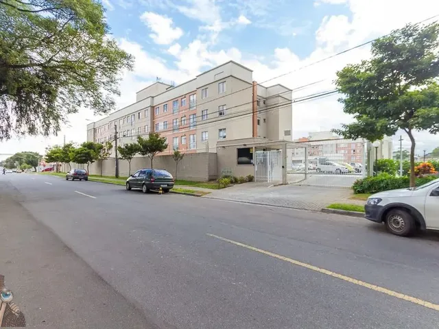 Apartamento 2 quartos e 1 banheiro, à venda, no bairro Hauer em Curitiba