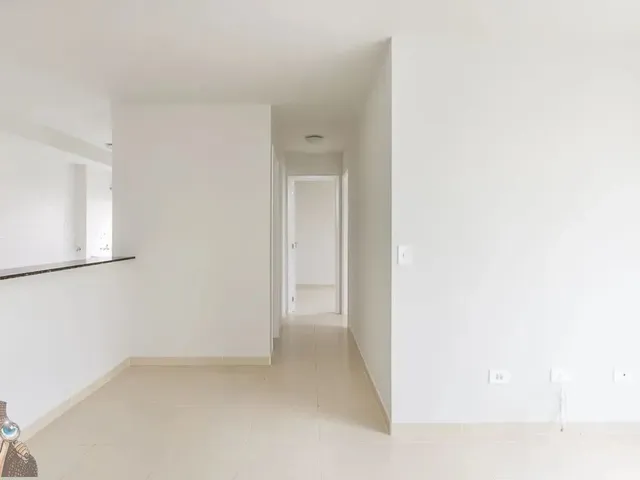 Apartamento 2 quartos e 1 banheiro, à venda, no bairro Hauer em Curitiba