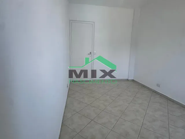 Apartamento com 55m² 2 quartos e 1 banheiro, para alugar, no bairro Taboão em São Bernardo do Campo