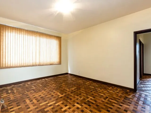 Apartamento 3 quartos e 2 banheiros, à venda, no bairro Bigorrilho em Curitiba