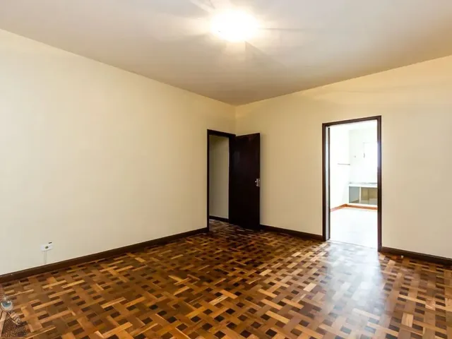 Apartamento 3 quartos e 2 banheiros, à venda, no bairro Bigorrilho em Curitiba