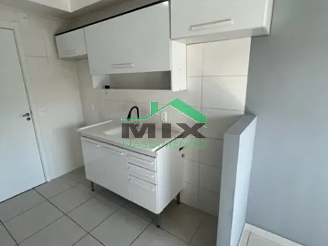 Apartamento com 30m² 1 quarto e 1 banheiro, para alugar, no bairro Jardim Itacolomi em São Paulo