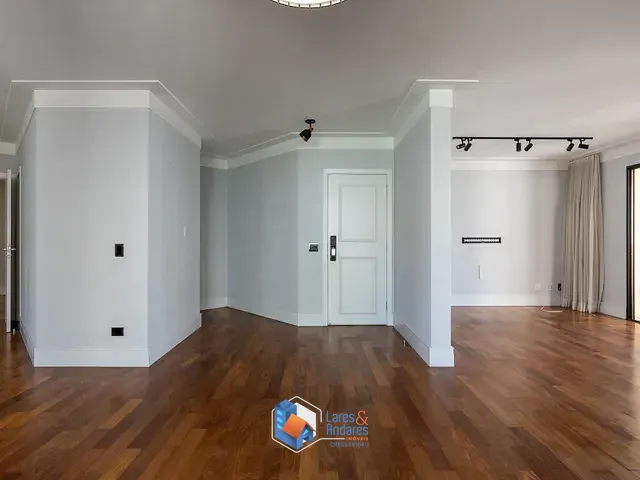 Apartamento com 220m² 3 quartos e 4 banheiros, à venda, no bairro Vila Suzana em São Paulo