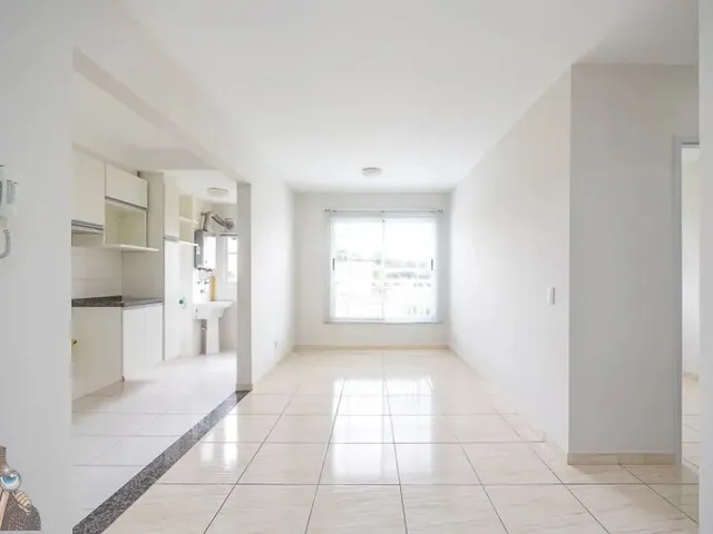 Apartamento 2 quartos e 2 banheiros, para alugar, no bairro Campo Comprido em Curitiba