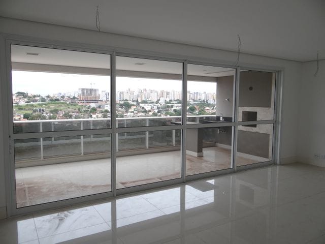 Foto do Apartamento - Apartamento à venda no Ed. Parc Guell na Gleba 3 suítes, ampla sacada com churrasqueira com vista permanente para o lago e centro de Londrina, Pr. | Guepardo Imob