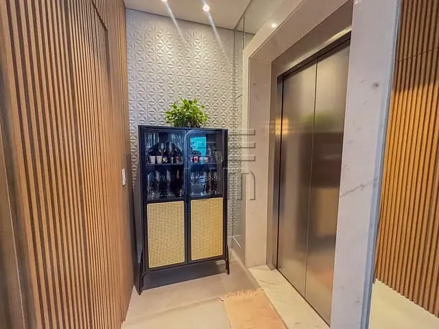 Apartamento com 295m² 3 quartos e 4 banheiros, à venda, no bairro Gleba Fazenda Palhano em Londrina