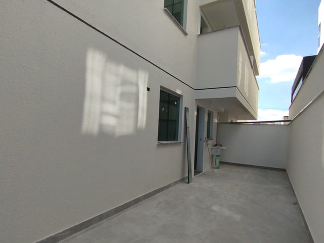 Foto do Apartamento - Apartamento com area pivativa  3 Quartos 2 com suíte e 2 vagas cobertas no bairro Heliópolis; | Deltalar Imóveis