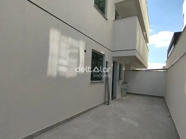 Apartamento com 120m² 3 quartos e 2 banheiros, à venda, no bairro Heliópolis em Belo Horizonte