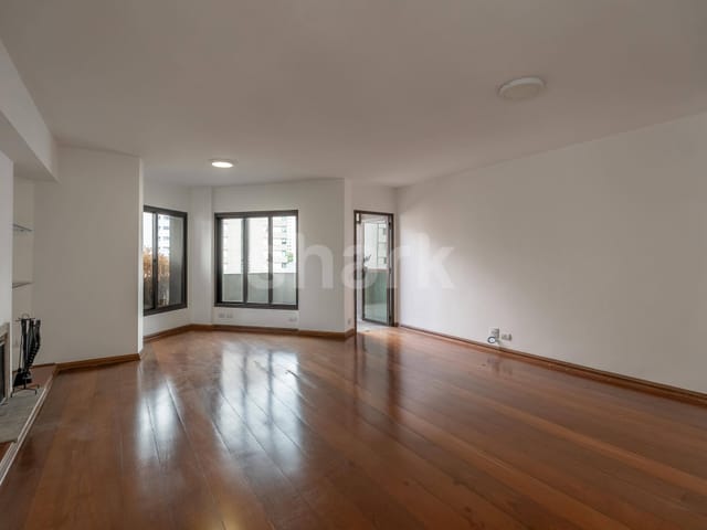 Apartamento com 160m² 4 quartos e 3 banheiros, à venda ou para alugar, no bairro Cerqueira César em São Paulo