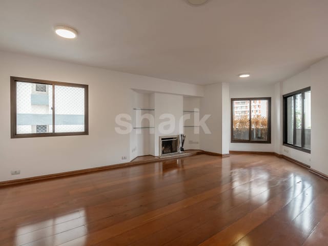 Apartamento com 160m² 4 quartos e 3 banheiros, à venda ou para alugar, no bairro Cerqueira César em São Paulo
