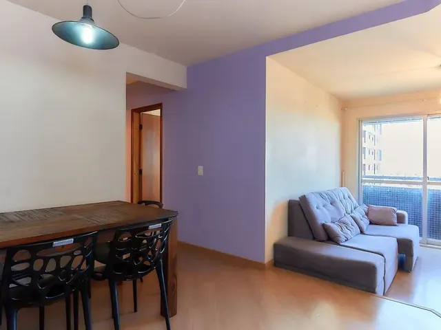 Apartamento 2 quartos e 2 banheiros, à venda, no bairro Cristo Rei em Curitiba