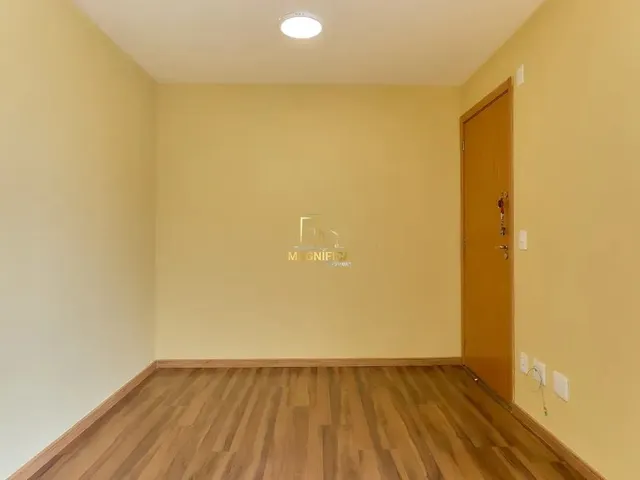 Apartamento 2 quartos e 1 banheiro, à venda, no bairro Santo Antônio em São José Dos Pinhais