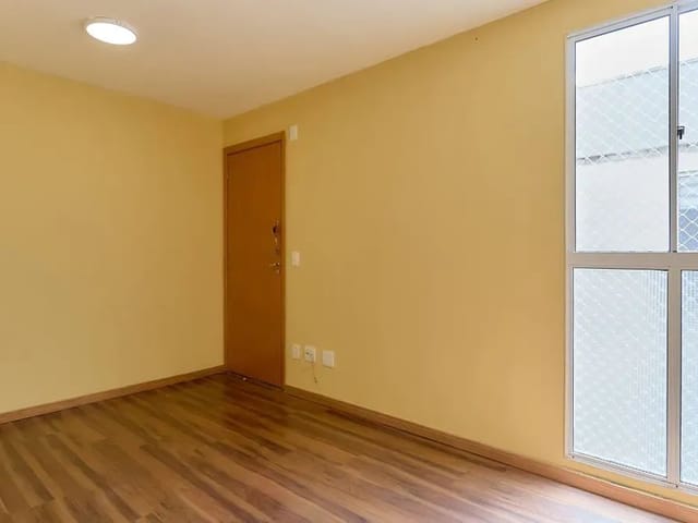 Apartamento 2 quartos e 1 banheiro, à venda, no bairro Santo Antônio em São José Dos Pinhais