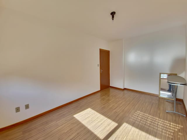Foto do Apartamento - Apartamento à venda no Edifício Barão da Torre, Centro: 85 m², 2 quartos amplos e 1 vaga de garagem coberta. | UP Imóveis