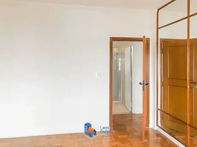 Apartamento com 700m² 3 quartos e 2 banheiros, à venda, no bairro Vila Mariana em São Paulo