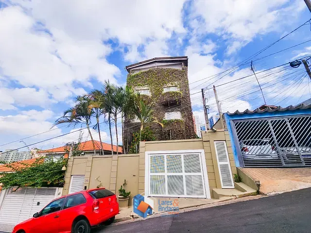 Casa com 300m² 9 quartos e 10 banheiros, à venda, no bairro Vila Morse em São Paulo