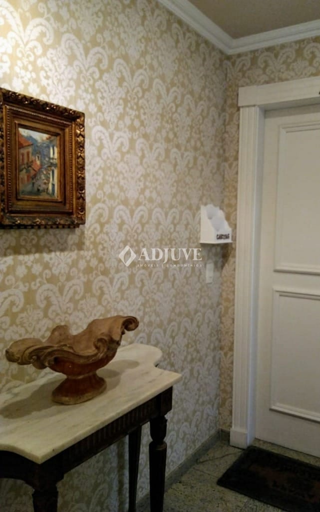 Apartamento à venda com 4 quartos, 150m² - Foto 22