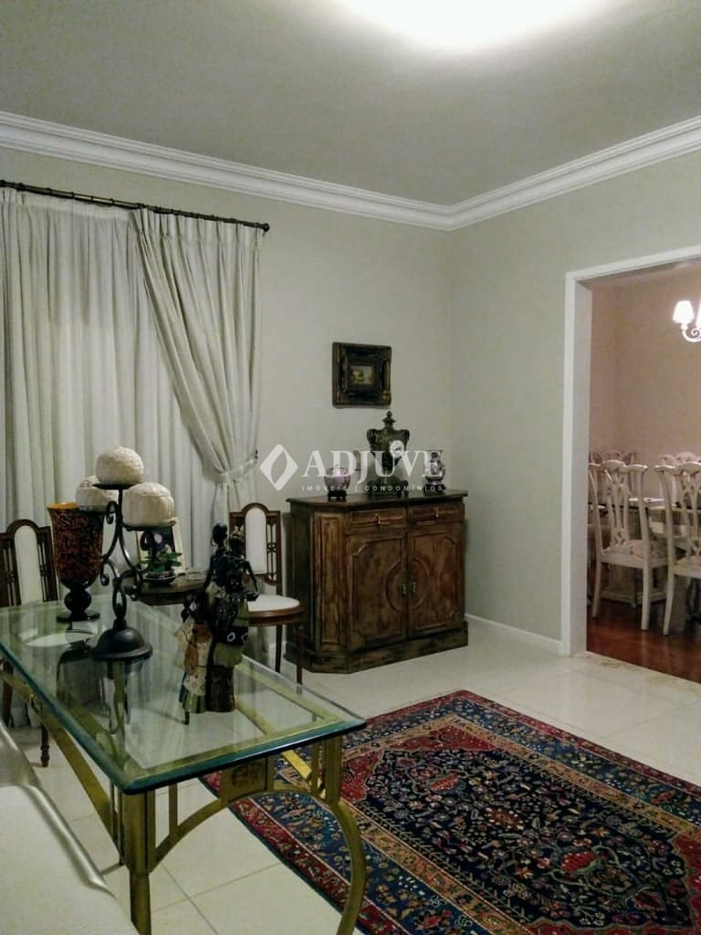 Apartamento à venda com 4 quartos, 150m² - Foto 17