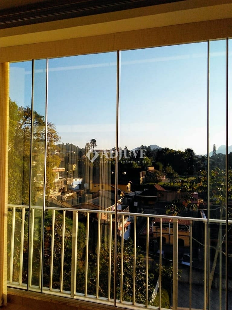 Apartamento à venda com 4 quartos, 150m² - Foto 4