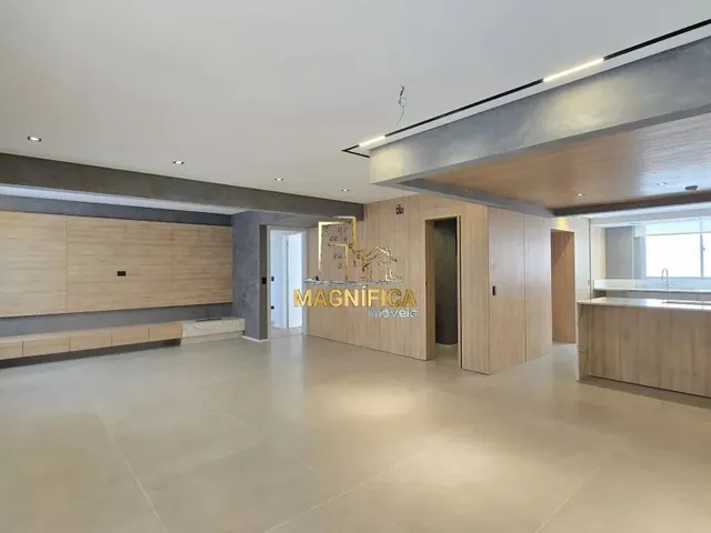 Apartamento 3 quartos e 4 banheiros, à venda, no bairro Água Verde em Curitiba