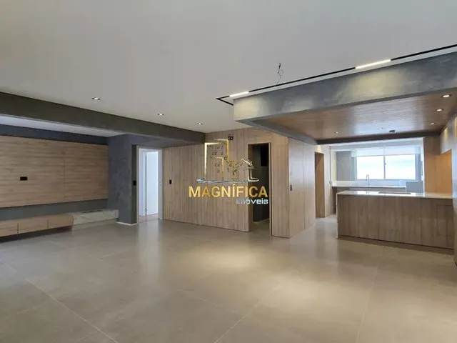 Apartamento 3 quartos e 4 banheiros, à venda, no bairro Água Verde em Curitiba