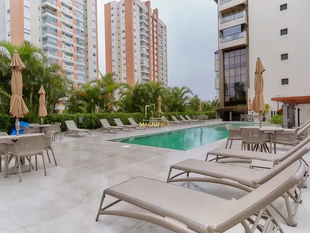 Apartamento 3 quartos e 8 banheiros, para alugar, no bairro Mossunguê em Curitiba