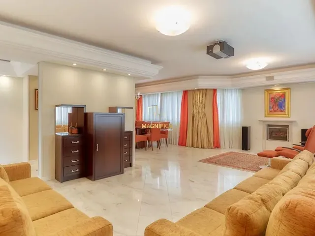 Apartamento 3 quartos e 8 banheiros, para alugar, no bairro Mossunguê em Curitiba