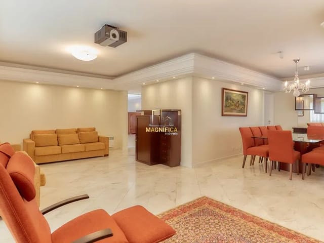 Apartamento 3 quartos e 8 banheiros, para alugar, no bairro Mossunguê em Curitiba