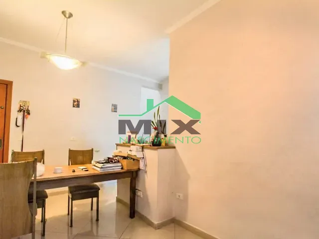 Apartamento 2 quartos e 2 banheiros, para alugar, no bairro Vila Pires em Santo André