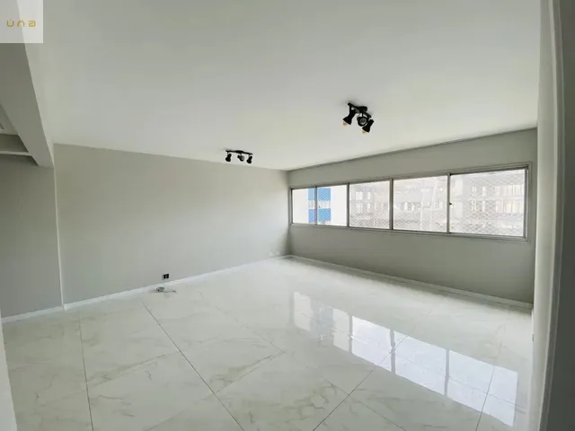 Apartamento 3 quartos e 4 banheiros, à venda, no bairro Água Verde em Curitiba