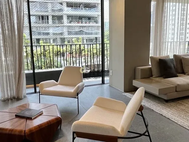 Apartamento com 4m² 3 quartos e 3 banheiros, à venda, no bairro Itaim Bibi em São Paulo