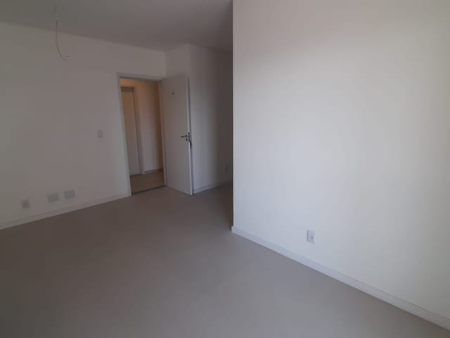Apartamento 2 quartos e 2 banheiros, à venda, no bairro Condomínio Residencial Colinas do Paratehy em São José dos Campos